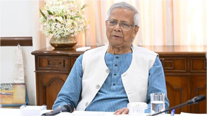 হাদির ওপর হামলাকারীরা যেন দেশ ছাড়তে না পারে: প্রধান উপদেষ্টা